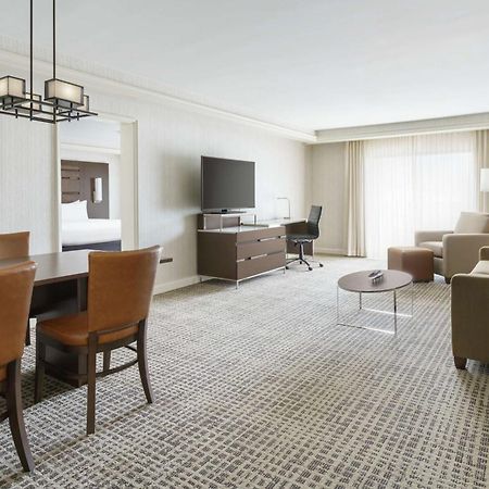 Doubletree By Hilton Colorado Springs Ξενοδοχείο Εξωτερικό φωτογραφία