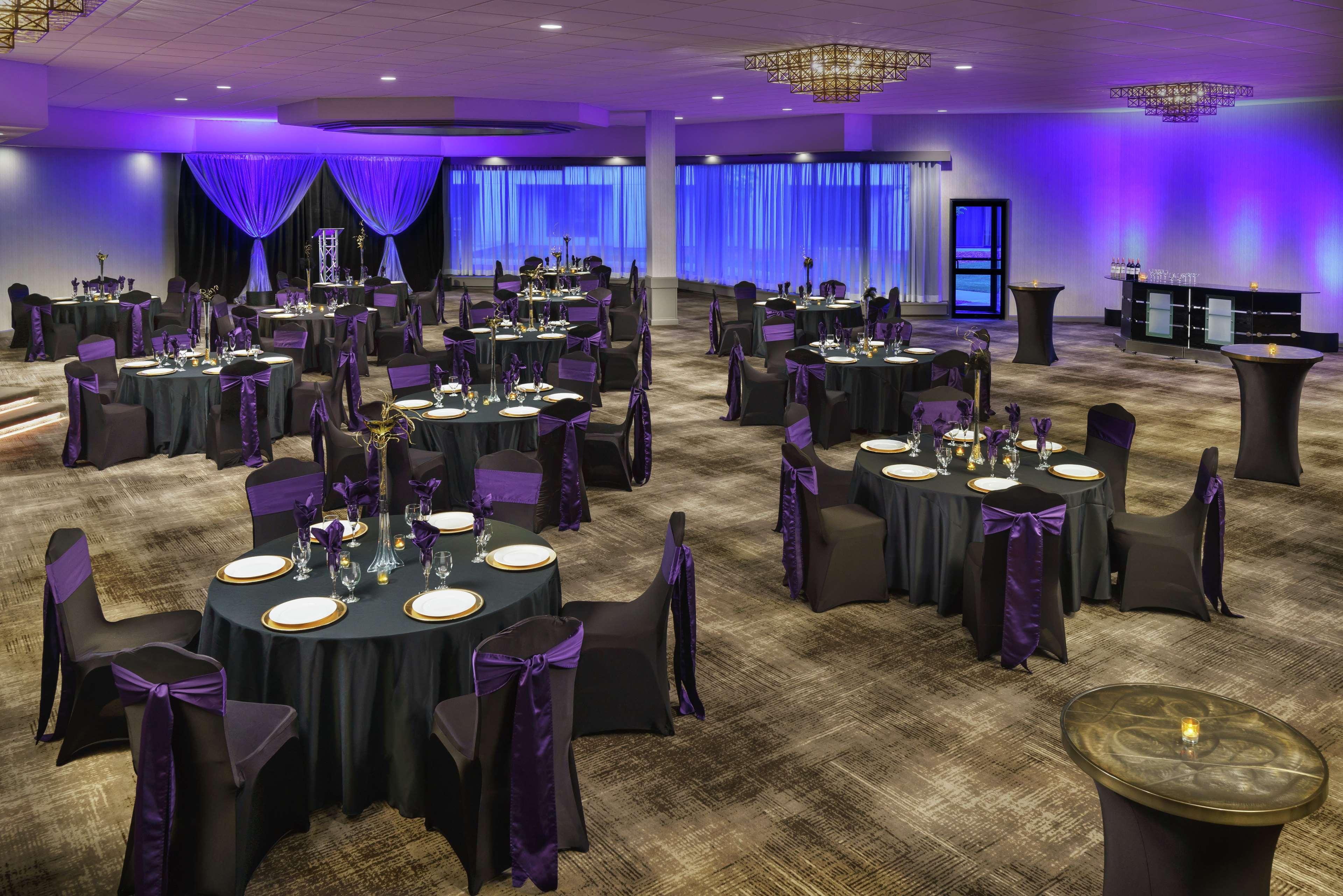 Doubletree By Hilton Colorado Springs Ξενοδοχείο Εξωτερικό φωτογραφία