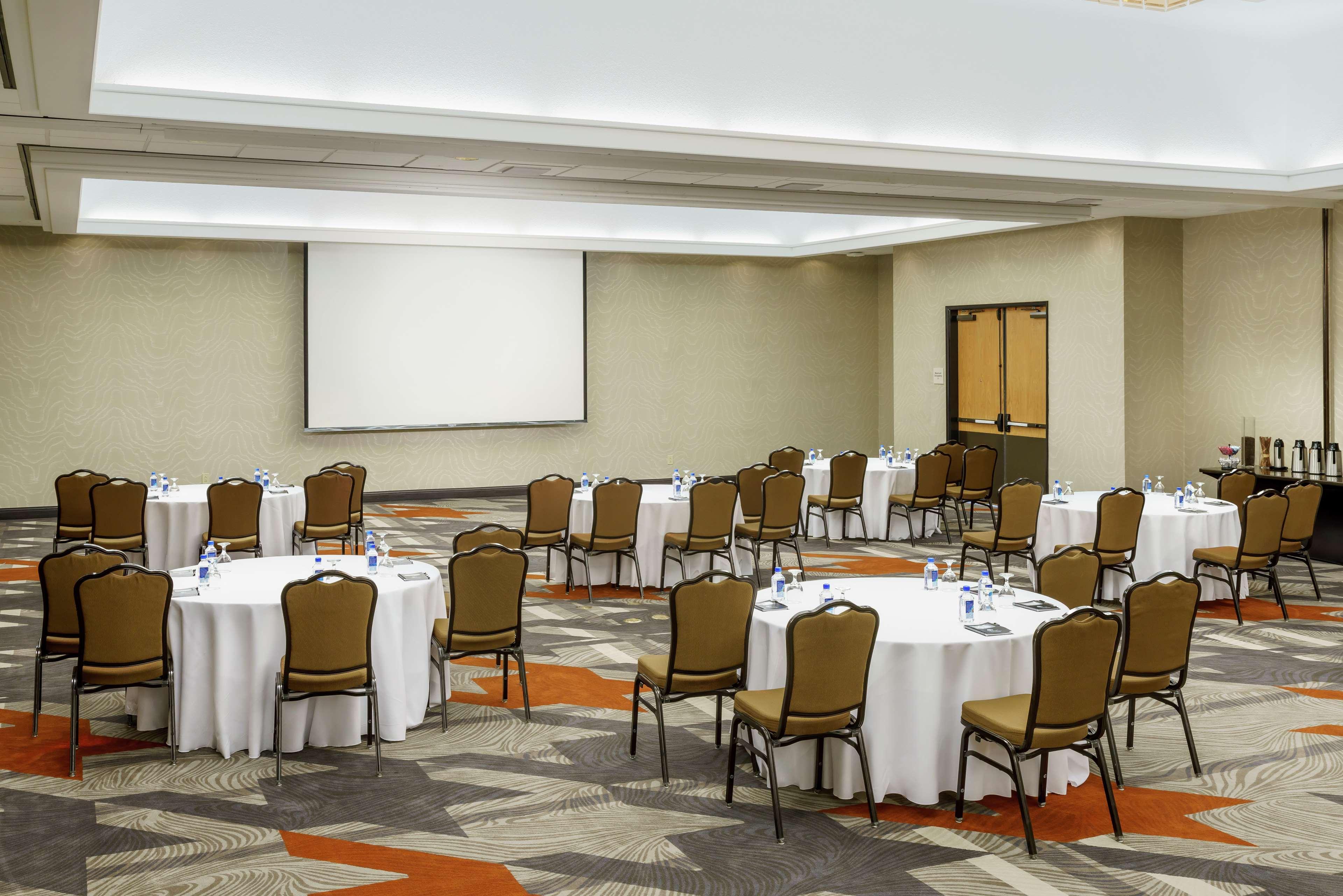 Doubletree By Hilton Colorado Springs Ξενοδοχείο Εξωτερικό φωτογραφία