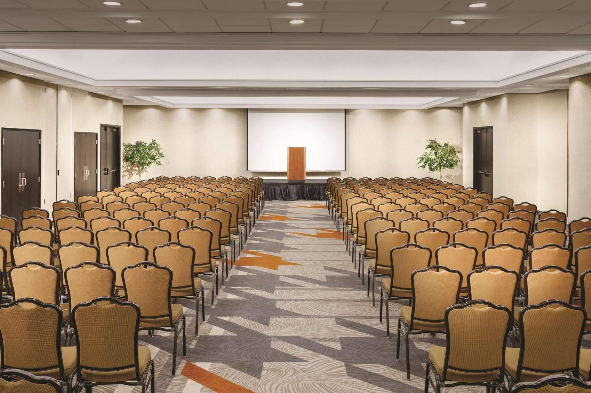 Doubletree By Hilton Colorado Springs Ξενοδοχείο Εξωτερικό φωτογραφία