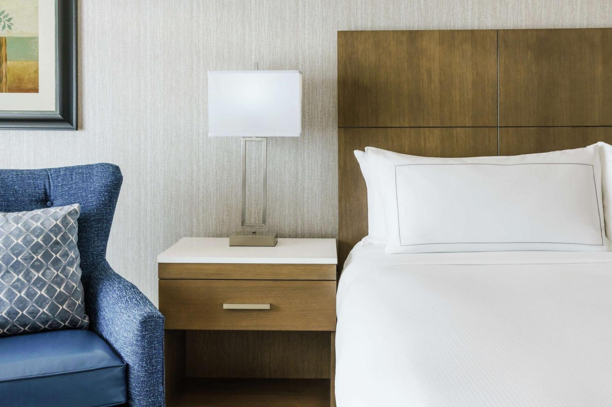 Doubletree By Hilton Colorado Springs Ξενοδοχείο Εξωτερικό φωτογραφία
