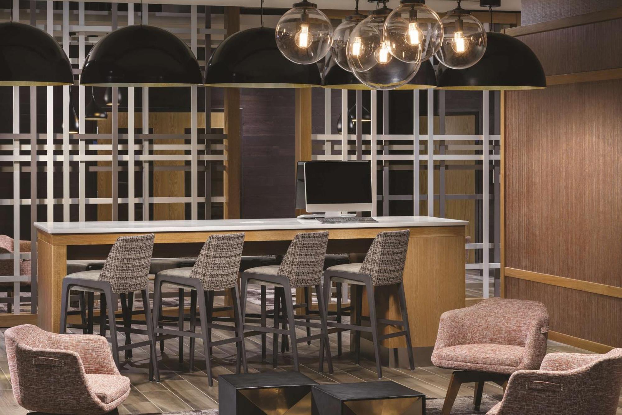 Doubletree By Hilton Colorado Springs Ξενοδοχείο Εξωτερικό φωτογραφία